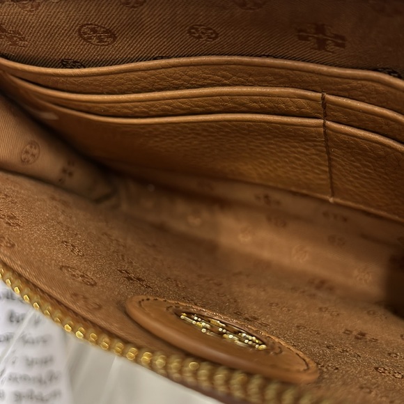 Tory Burch Kira Zip Crossbody - Picture 3 of 6